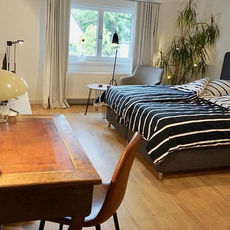 Privatzimmer Schoenfelder Düsseldorf Buitenkant foto