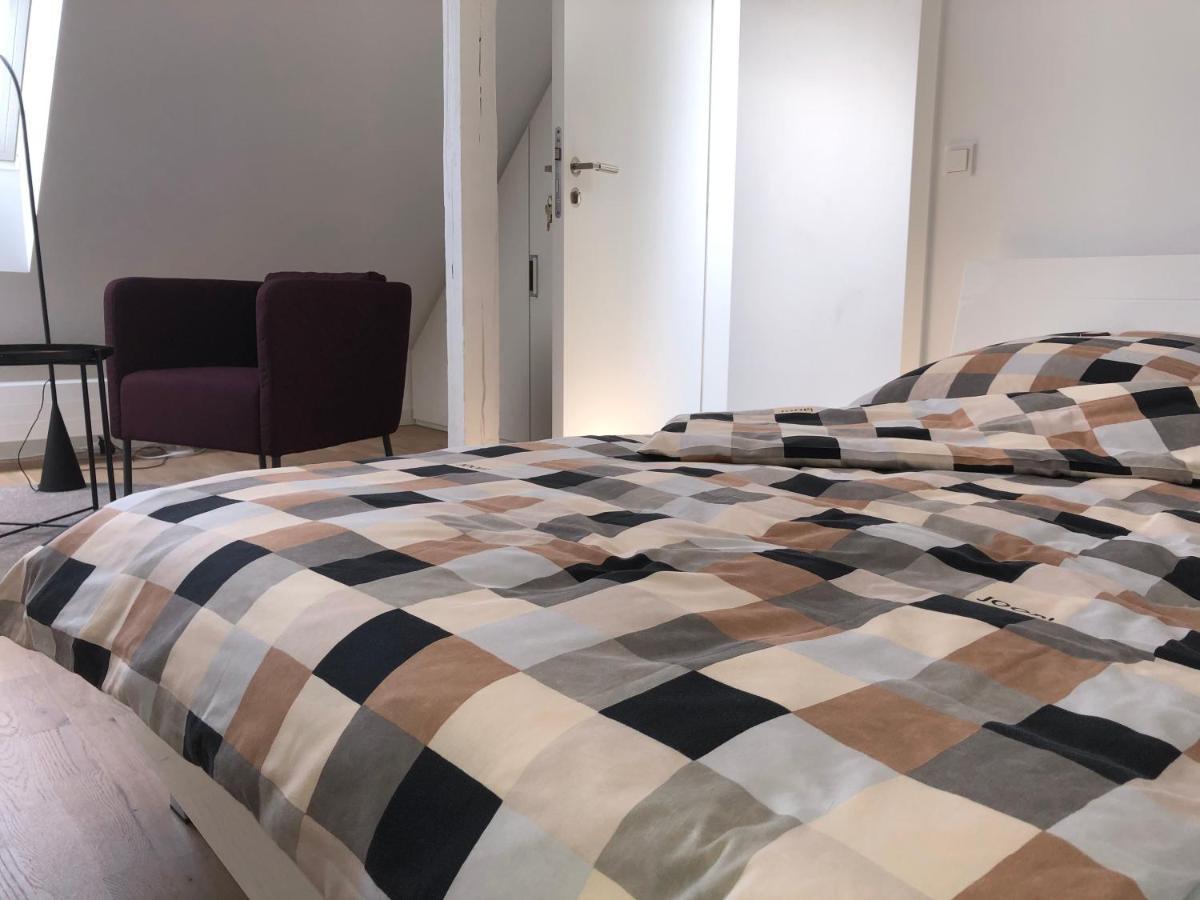 Privatzimmer Schoenfelder Appartement Düsseldorf Buitenkant foto