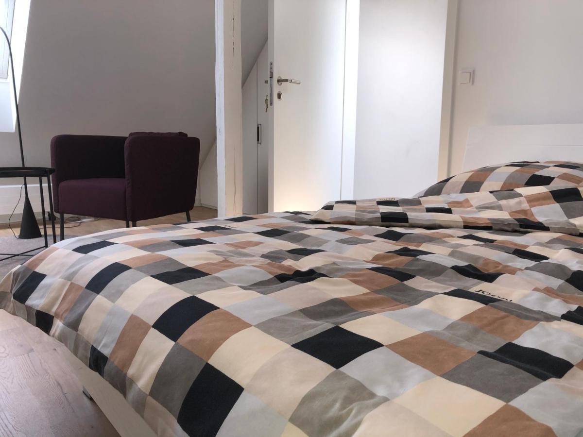 Privatzimmer Schoenfelder Düsseldorf Buitenkant foto