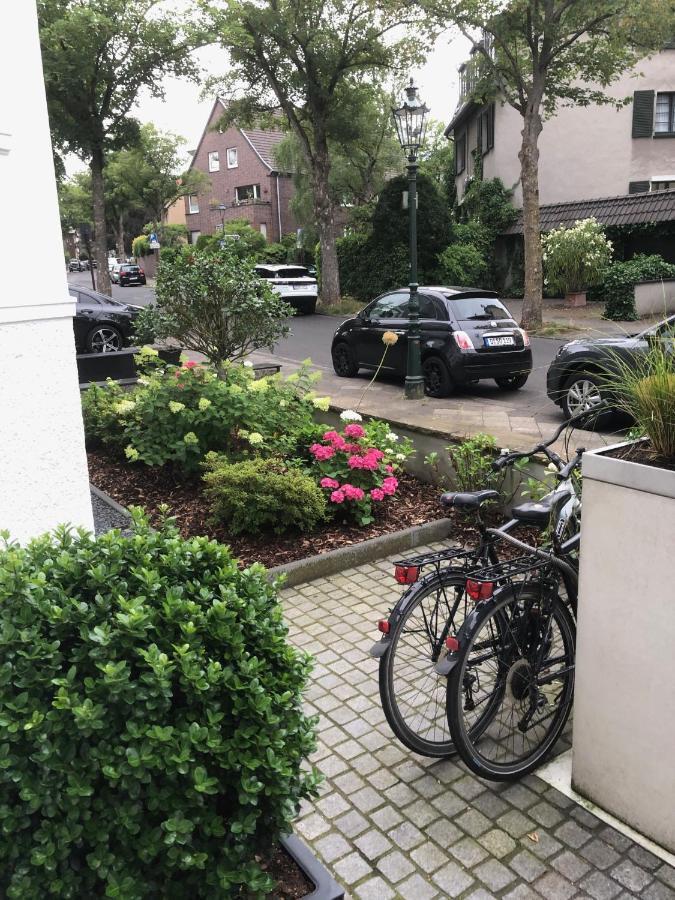Privatzimmer Schoenfelder Düsseldorf Buitenkant foto
