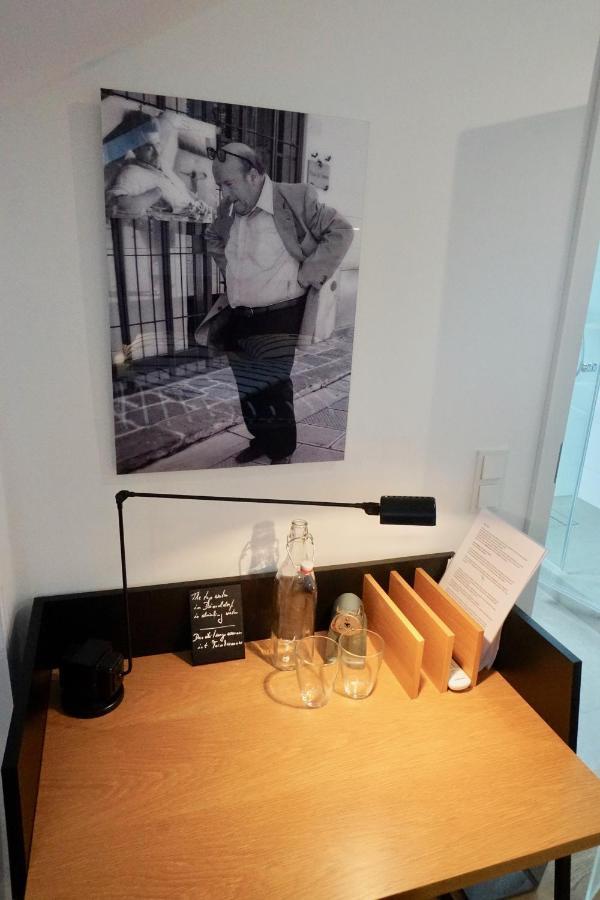 Privatzimmer Schoenfelder Düsseldorf Buitenkant foto