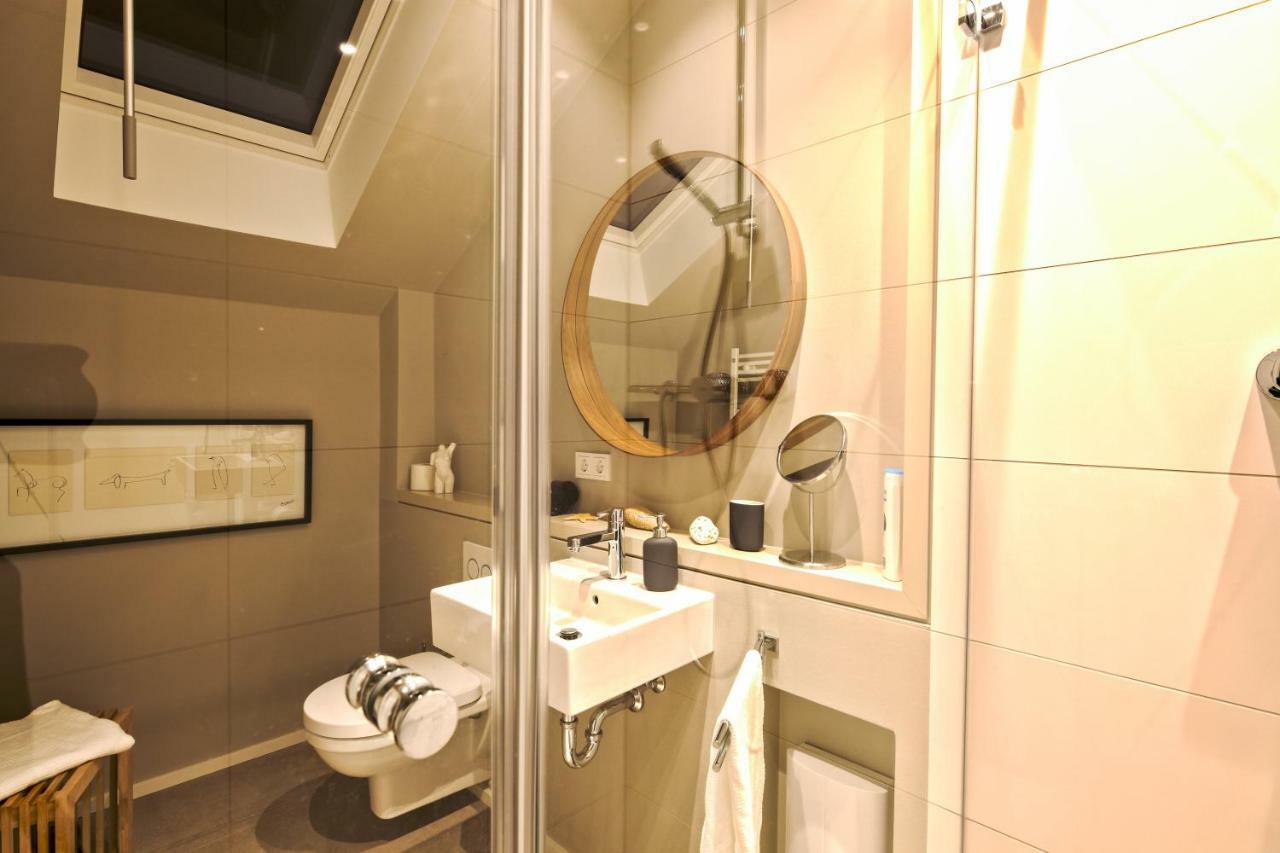 Privatzimmer Schoenfelder Düsseldorf Buitenkant foto